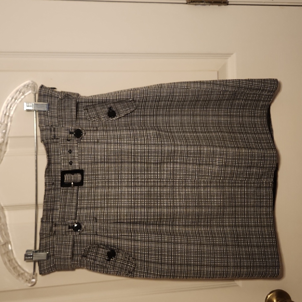 Ann Taylor belted tweed skirt